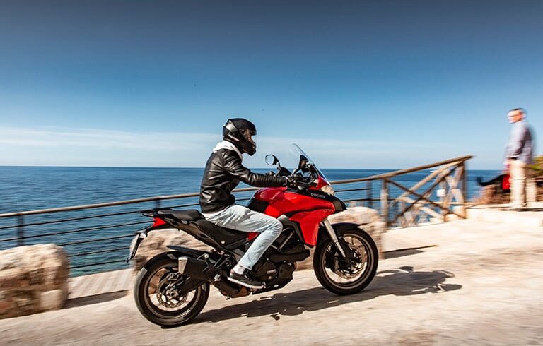 alquilar_ducati_multistrada